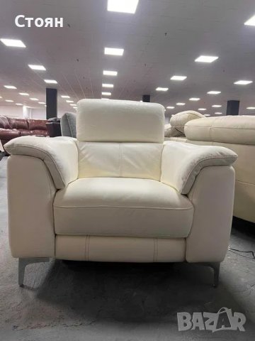 Бял кожен фотьойл с електрически релаксиращ механизъм, снимка 9 - Дивани и мека мебел - 40781322