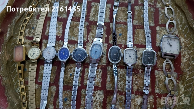 Съветски механични часовници.
