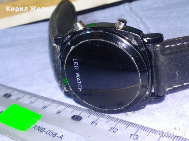 LED WATCH ЕЛЕКТРОНЕН МОДЕРЕН РЪЧЕН ЧАСОВНИК 33202