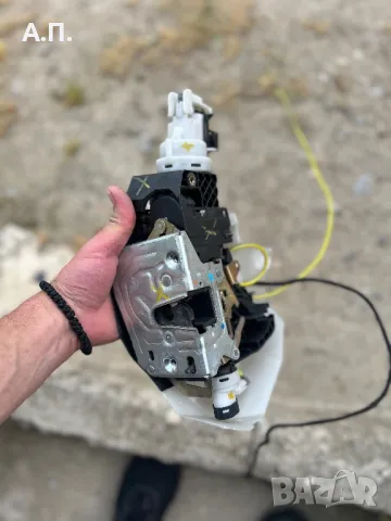 Вакумна брава w220 