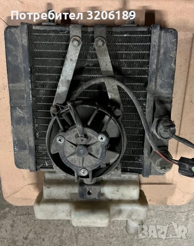 Радиатор с перка и разширителен съд за скутер Benelli , снимка 2 - Части - 50660832