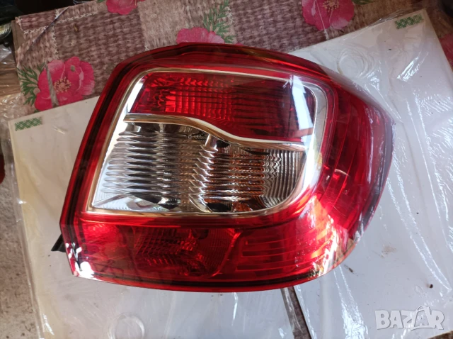 Десен Стоп Дачия Сандеро 2013 -2016 година, снимка 4 - Части - 51059446