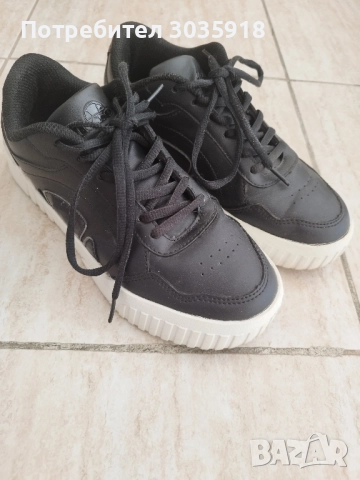 дамски кецове ellesse 38, снимка 2 - Маратонки - 51520174