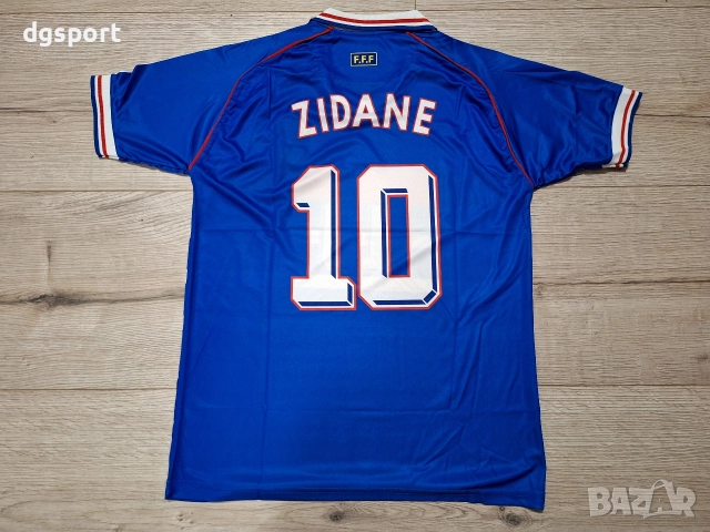 Футболна фланелка на Зидан Франция модел 1998!!!