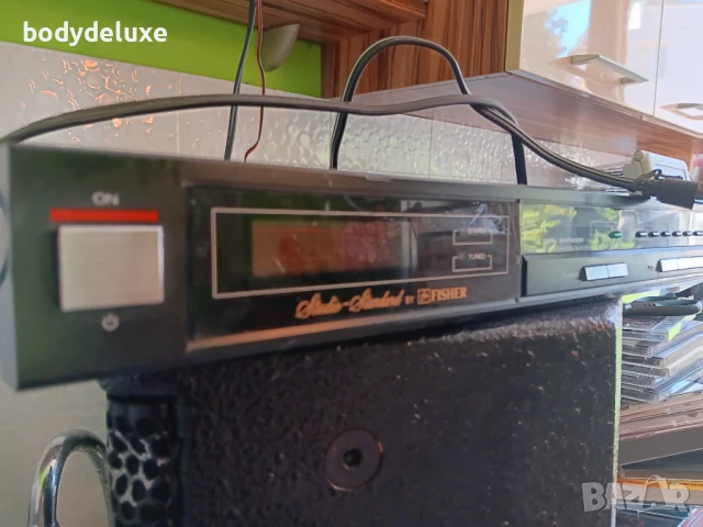 FISHER FM-1225 цифров тунер