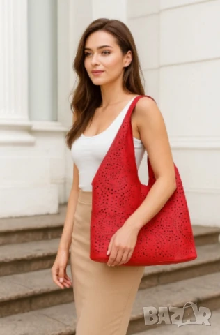 Стилна дамска чанта с вътрешен несесер, снимка 5 - Чанти - 50725002