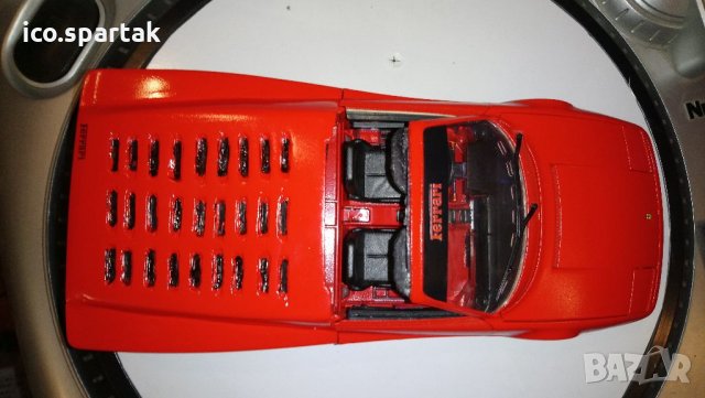 Ferrari 1:18 Testarossa spider 84 , снимка 8 - Колекции - 32389522