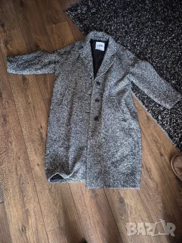 Zara палто L размер, снимка 2 - Палта, манта - 48431345