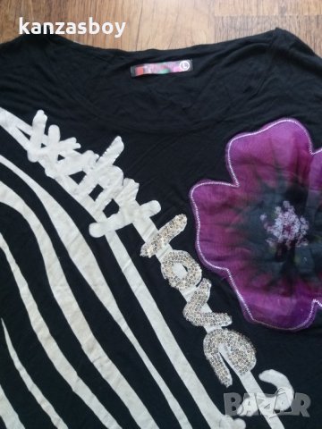 desigual - страхотна дамска блуза КАТО НОВА, снимка 6 - Тениски - 32830927