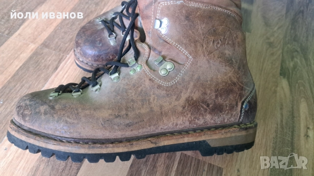 LOWA-туристически обувки 45 1/2-кожени, снимка 3 - Мъжки боти - 52359772