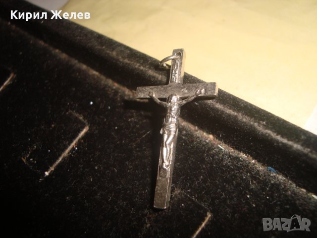 РИМОКАТОЛИЧЕСКО НАГРЪДНО СРЕБРИСТО РАЗПЯТИЕ КРЪСТ 21081, снимка 3 - Колиета, медальони, синджири - 32659188