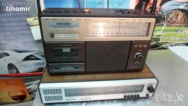 Grundig RR220 International, снимка 1 - Радиокасетофони, транзистори - 37413733