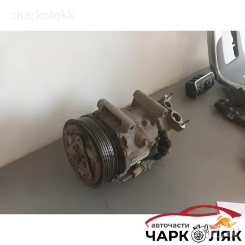 Компресор климатик пежо 207 1.4 бензин, снимка 3 - Части - 48066280