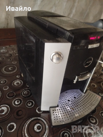 Кафеавтомат юра ф50, снимка 3 - Кафемашини - 53492076