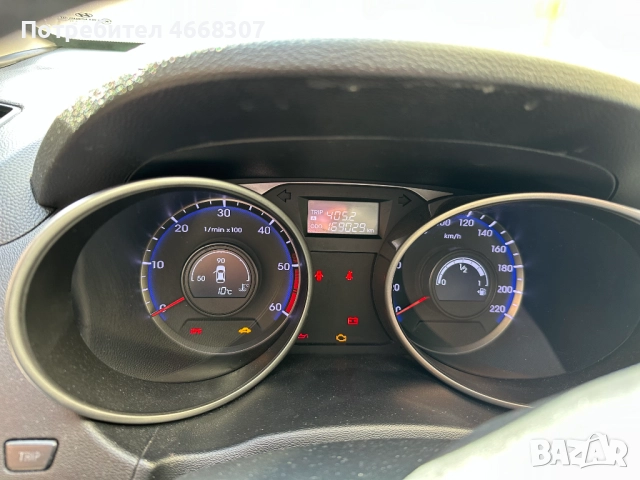 Hyundai IX35 1.7 CRDE, снимка 3 - Автомобили и джипове - 52649052