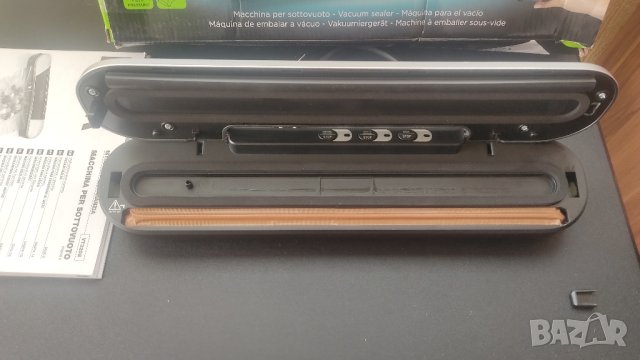 Уред за вакуумиране Laica VT3205, снимка 8 - Аксесоари за кухня - 43925635