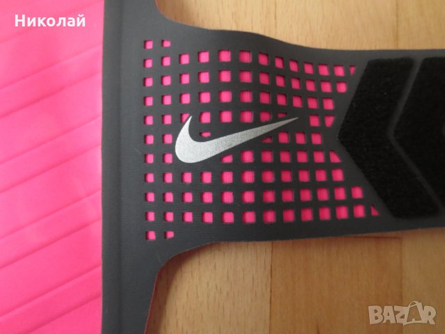 Nike Ultra-Light Running Armband , снимка 6 - Чанти - 32540592