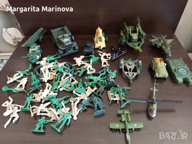 Пластмасови войничета 