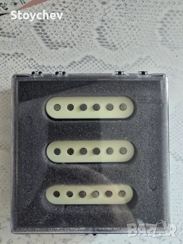 Адаптери за китара Fender Pure Vintage '65 Stratocaster, снимка 3 - Китари - 51695048