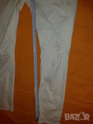 Бели летни дънки, оригинален модел на MOHITO, снимка 2 - Дънки - 27065859