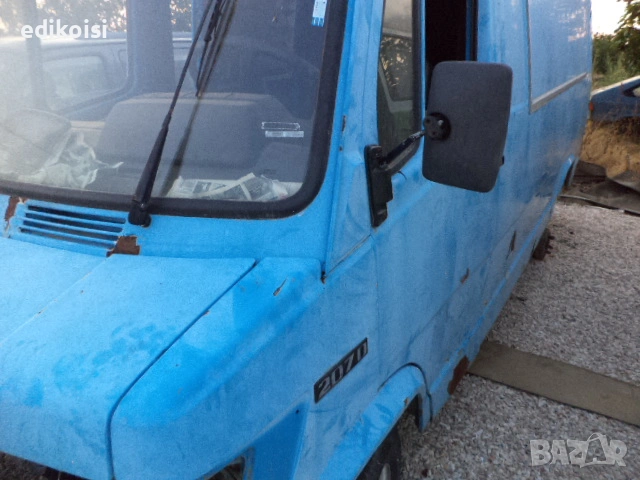 Мерцедес 207 на части, снимка 3 - Бусове и автобуси - 53208237