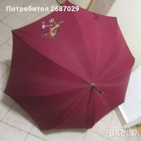  Стар чадър цвят бордо с бродиран кон и дървена дръжка, снимка 2 - Други ценни предмети - 28951046