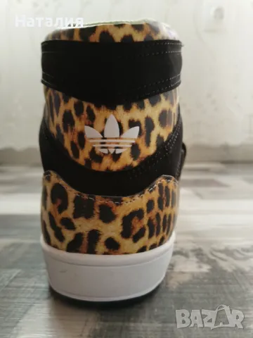 Adidas дамски кецове , снимка 4 - Маратонки - 47795933