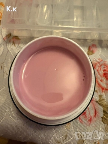 Продавам комплект за маникюр, снимка 10 - Продукти за маникюр - 52862520