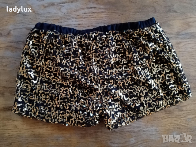 Flowers by Zoe, Къси панталони с мрежа и пайети, Размер S/М. Код 1676, снимка 11 - Къси панталони и бермуди - 36404294