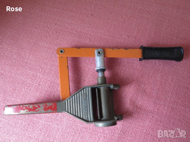 SANBRI WINE BOTTLE CORKER MADE IN FRANCE за поставяне на коркови тапи, снимка 10 - Обзавеждане за заведение - 36845963