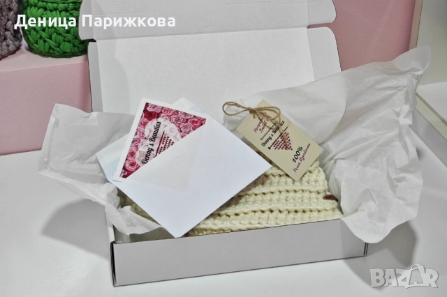 Унисекс ръчно плетена шапка „Алекс“ – ръчна изработка, модерен дизайн, снимка 3 - Шапки - 52592093