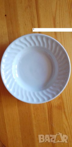 Порцеланови чинии - използвани и нови, снимка 6 - Чинии - 37285613