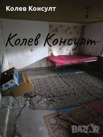 Продавам двуетажна къща в село Бряст , снимка 7 - Къщи - 49534018