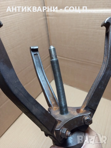 Соц Стара Скоба За Вадене На Лагери От Машини Техника. Номер 533., снимка 6 - Антикварни и старинни предмети - 53206219