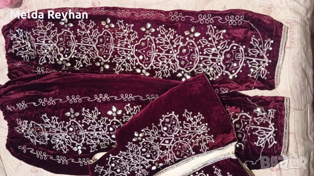 турски носии внос от Турция бордо кадифе, снимка 3 - Рокли - 53211367