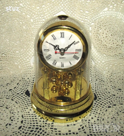 Настолен часовник с въртящи се сфери, снимка 1