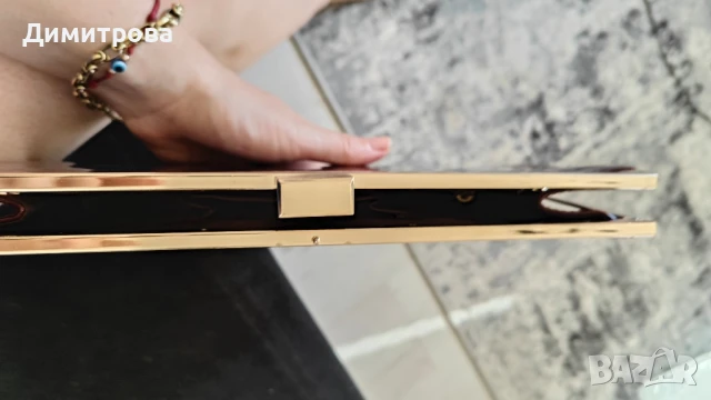 Елегантна дамска чанта от червен лак и златисто закопчаване, снимка 7 - Чанти - 51154509