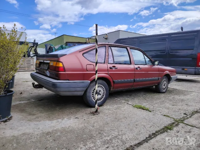 Фолксваген пасат 1/1,8 бензин. , снимка 2 - Автомобили и джипове - 49864335