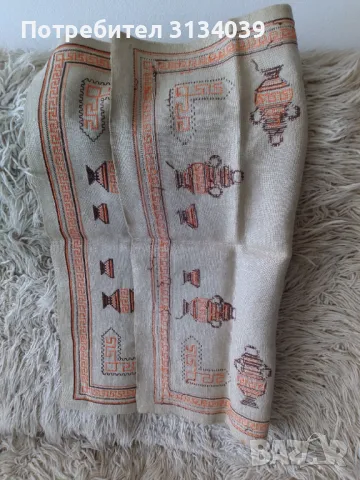 каре българска бродерия, снимка 2 - Покривки за маси - 50336610