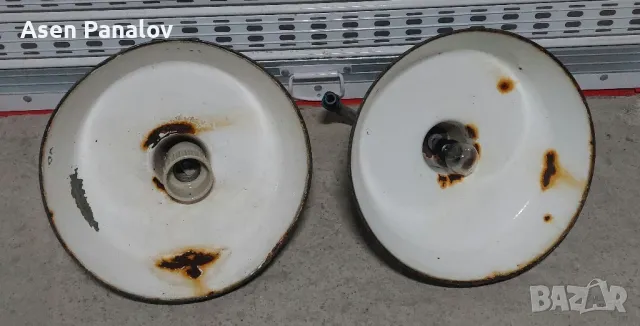 Емайлирани  лампи 2 бр, снимка 2 - Антикварни и старинни предмети - 50427068