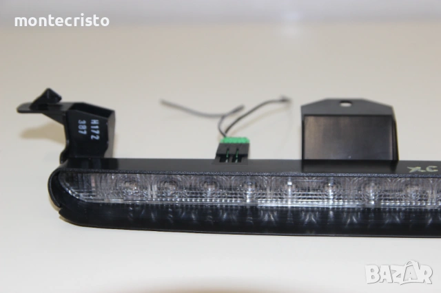 Трети стоп Volvo Xc70 II (2007-2013г.) 30763884 стоп заден капак, снимка 2 - Части - 53591517