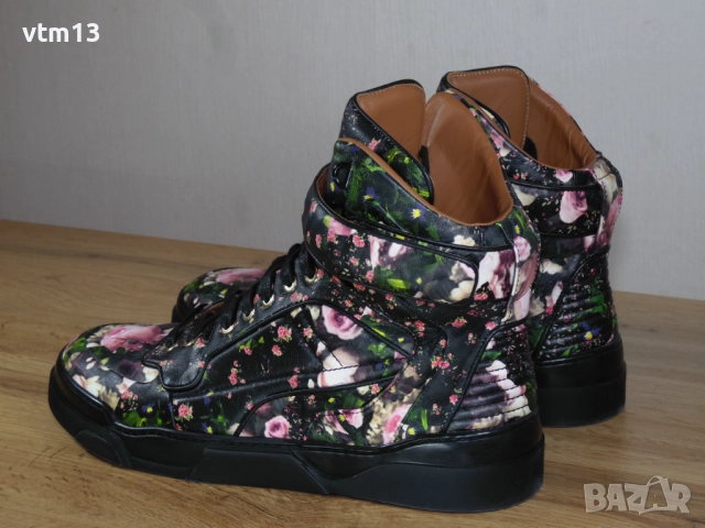 Givenchy Tyson Camouflage - 40 номер Оригинални!, снимка 3 - Други - 52826907