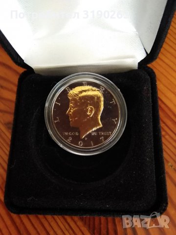 100 г от рождението на Джон Кенеди. 