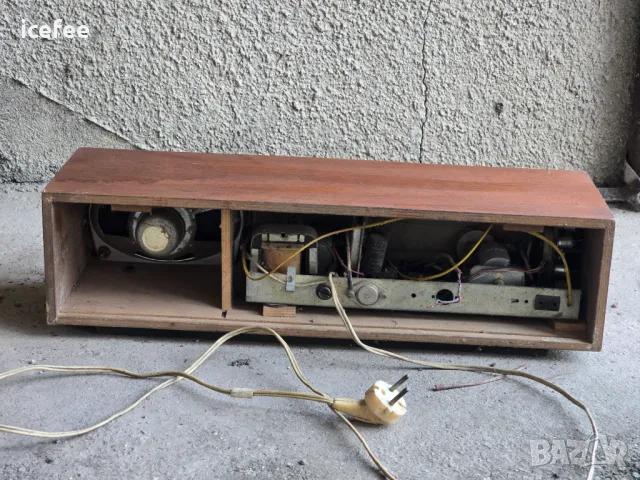 Радиоприемник Вежен, снимка 7 - Радиокасетофони, транзистори - 49944557