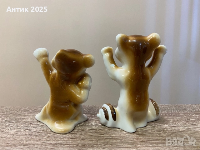 Статуетки „Олимпийски мечета“ (2 бр.), порцелан, снимка 3 - Антикварни и старинни предмети - 52503329