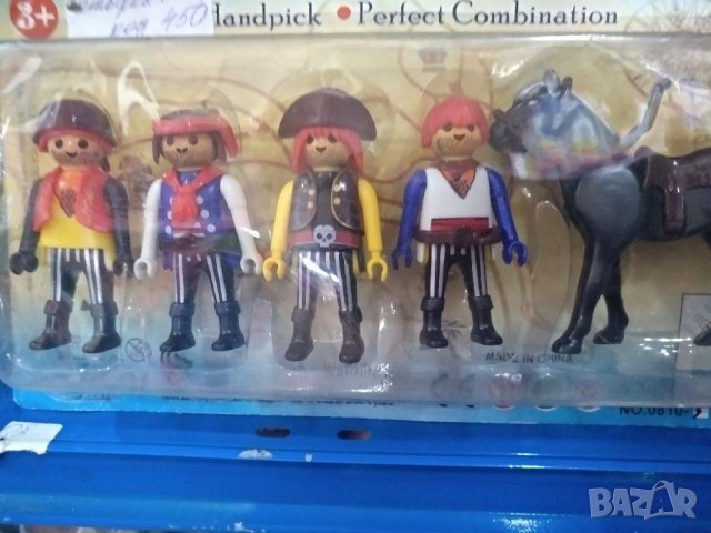 Фигурки за игра или торта Пирати,около 6-7см