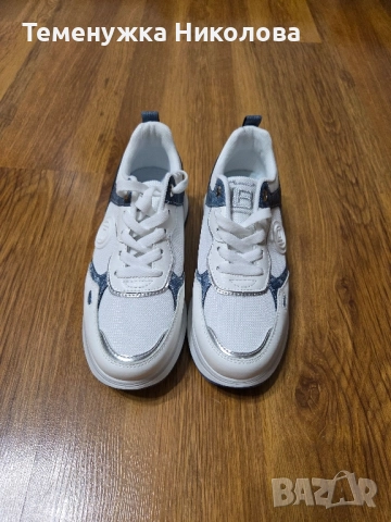 Сникърси Laura Biagiotti, снимка 2 - Дамски ежедневни обувки - 52298214