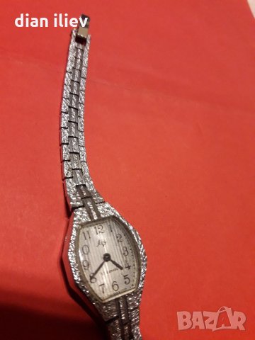 Стар механичен дамски часовник-Лъч , снимка 10 - Антикварни и старинни предмети - 26387950