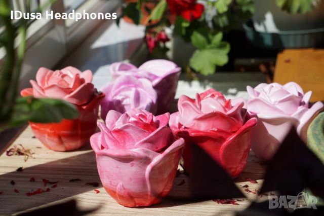 Ръчно изработени соеви свещи в керамична роза, снимка 3 - Декорация за дома - 51756413