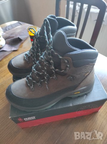 Туристически обувки, 44, RedWood Outdoor, Gritex + Vibram, снимка 1